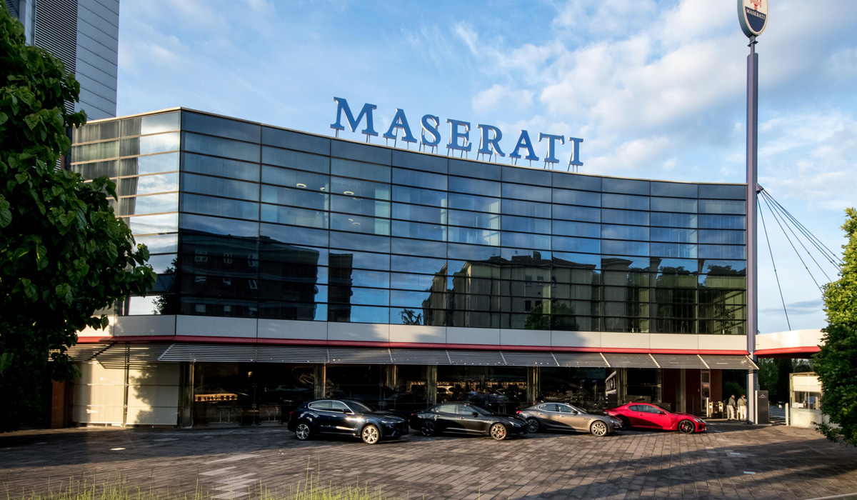 Дайджест дня: кроссовер Genesis, 105 лет Maserati и другие события индустрии