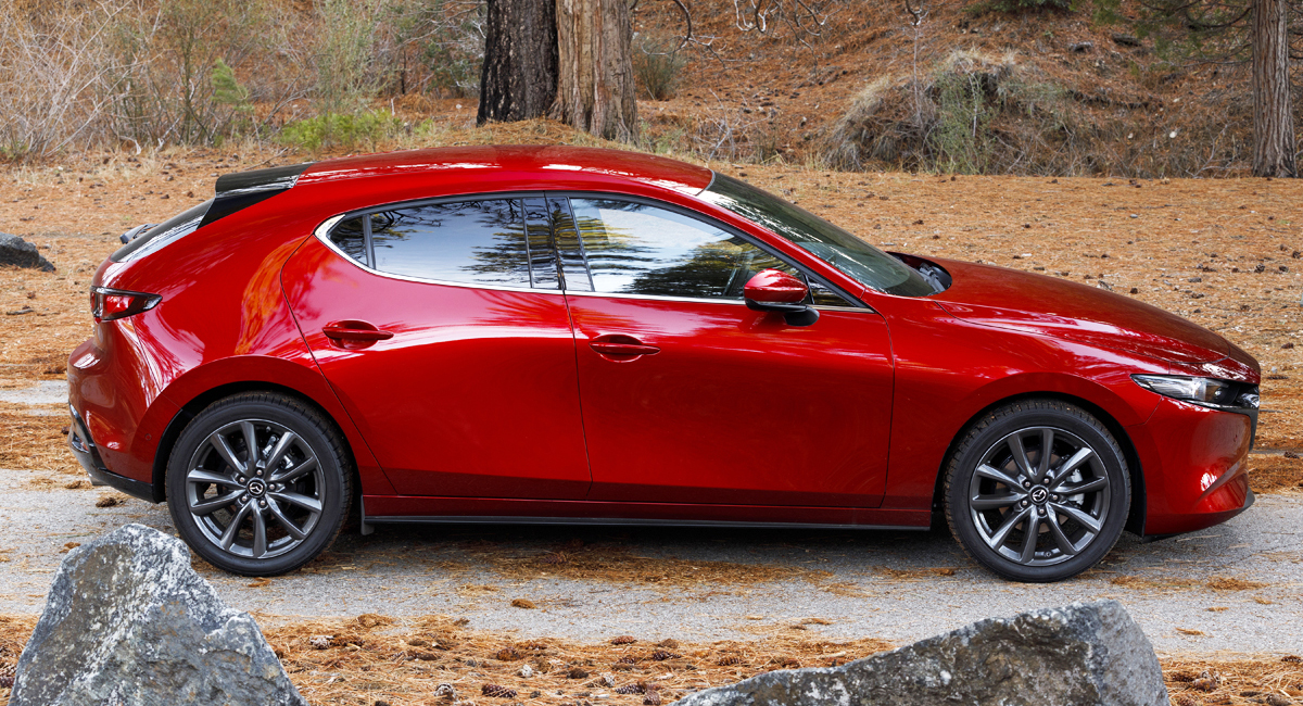 Mazda 3 с мотором Skyactiv-X: известны характеристики 