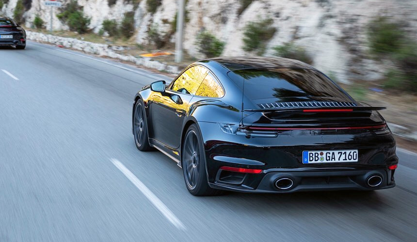 Новый Porsche 911 Turbo готовится к дебюту