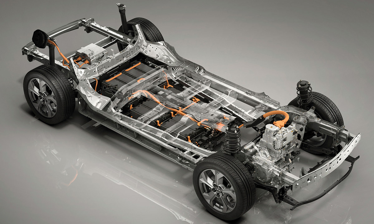 Новая Mazda MX-30: драйверский электромобиль