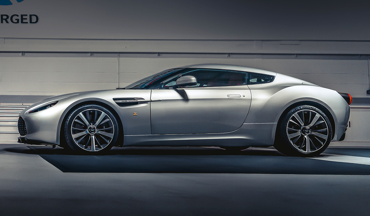 Возрожденный Aston Martin V12 Zagato: готовы первые машины