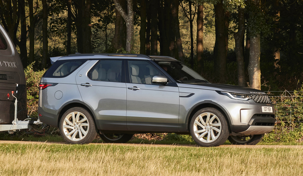 Обновленный Land Rover Discovery выходит на российский рынок