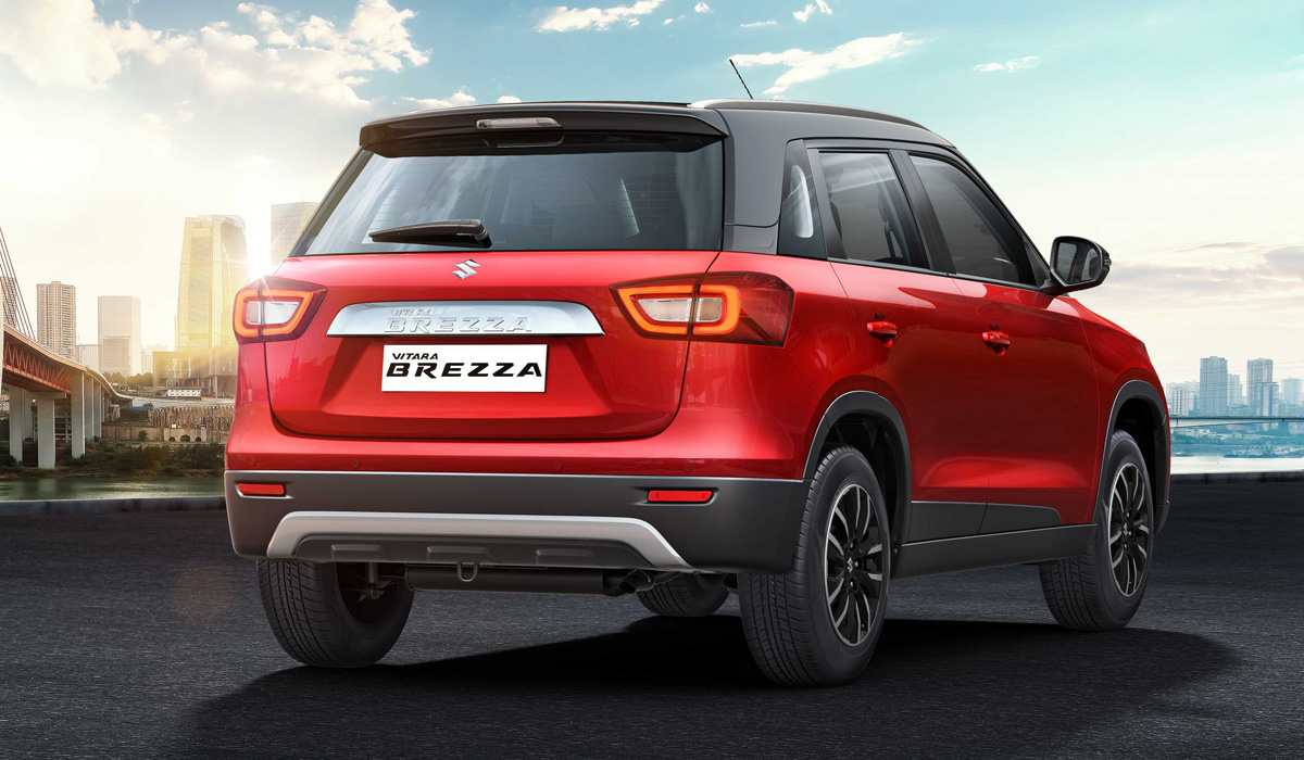 Обновленная Suzuki Vitara Brezza сменила дизель на бензин