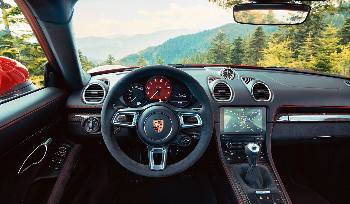 Porsche 718 GTS 4.0: атмосферный оппозитник и «механика» стали доступнее