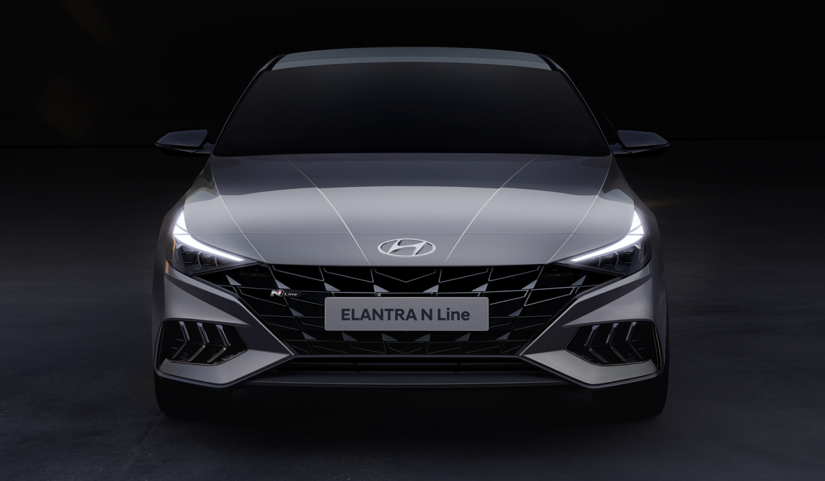 Мощный седан Hyundai Elantra N Line: первые изображения