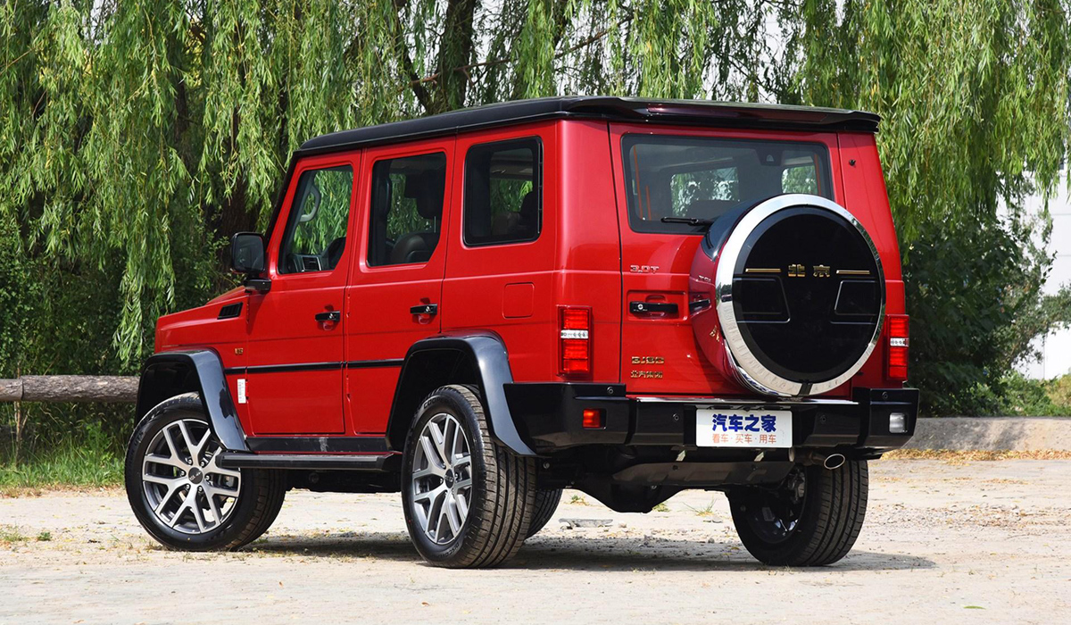 Beijing auto и Китай представили спецверсию внедорожника Beijing BJ40