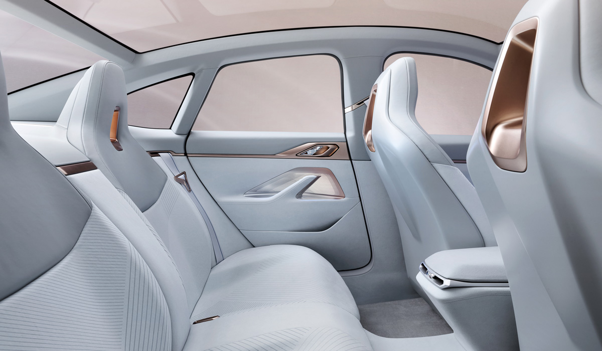 Электрический BMW Concept i4: за год до серийной версии
