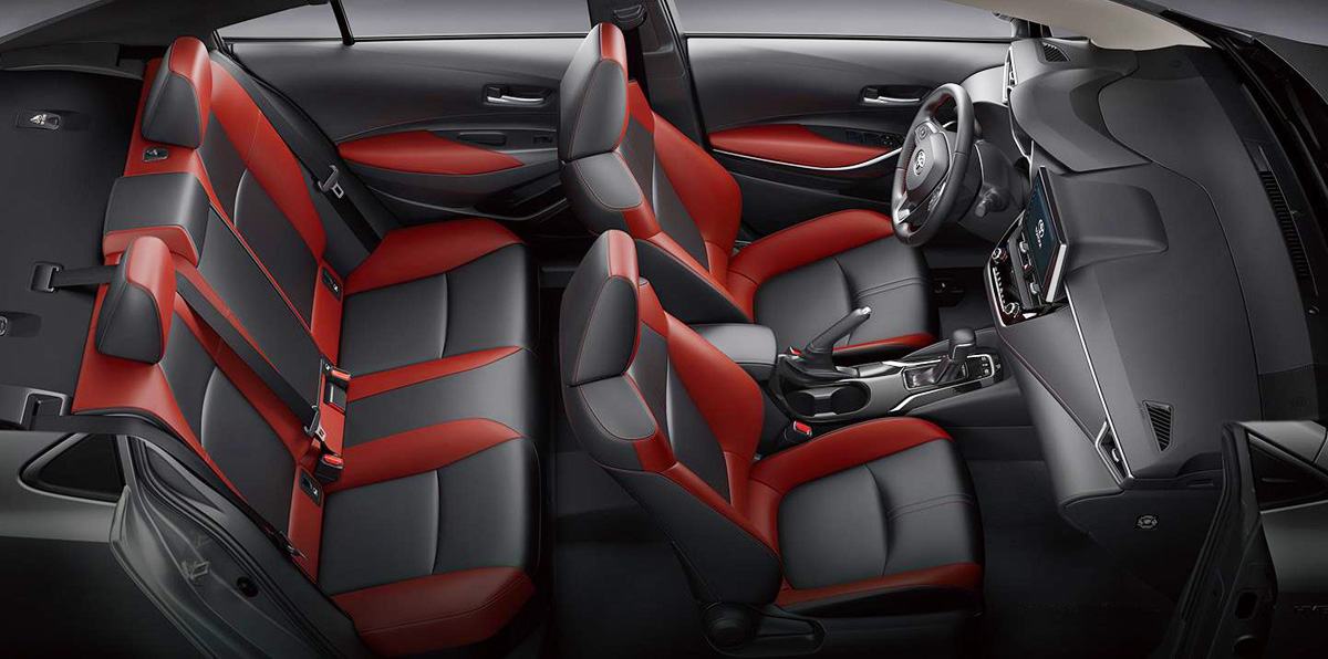 Седан Toyota Corolla Altis GR Sport: не только декор