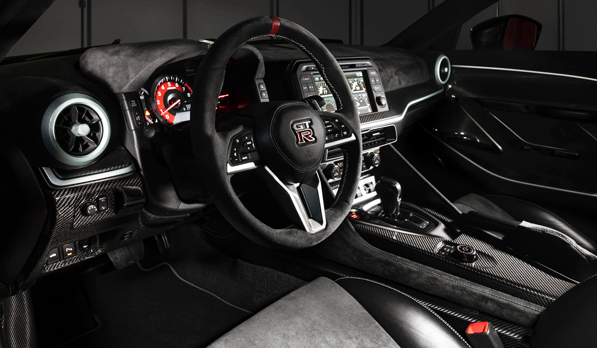Суперкар Nissan GT-R50 by Italdesign полностью рассекречен