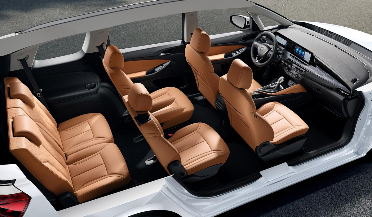Компактвэн Buick GL6: новый салон и гибрид