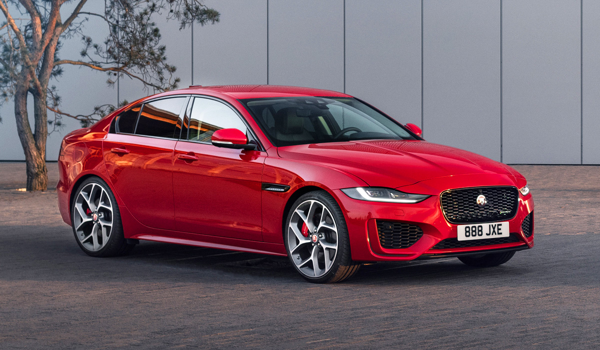 Дизель и электроника: седан Jaguar XE опять доработан — Авторевю