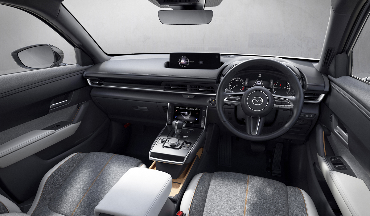 Mazda MX-30: цена и характеристики, фотографии и обзор