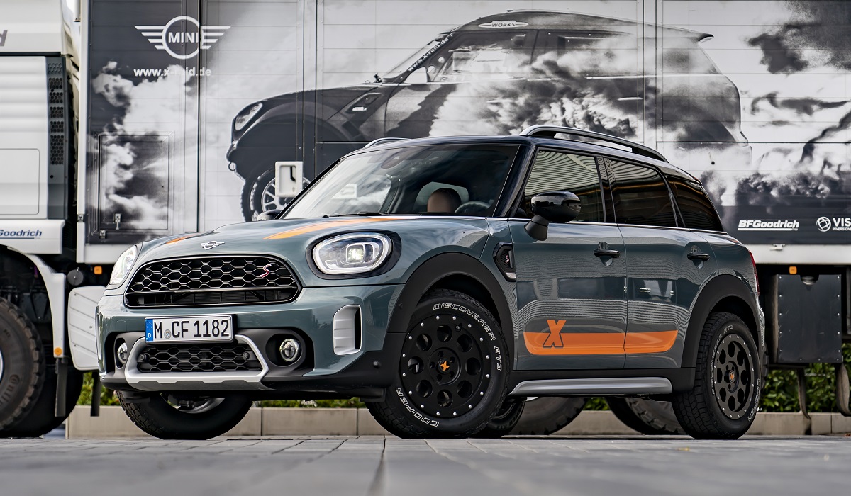 Mini Countryman Powered by X-raid: «раллийный» кроссовер на каждый день —  Авторевю