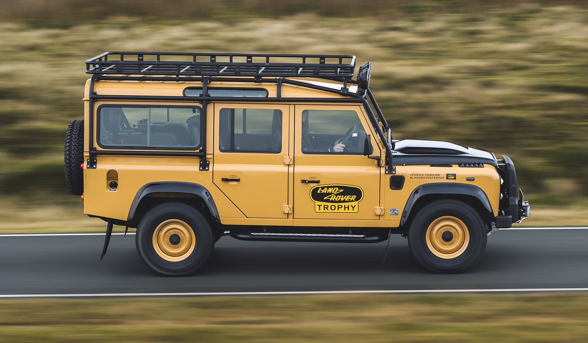 Land Rover Defender Works V8 Trophy: 25 машин для любителей классики —  Авторевю