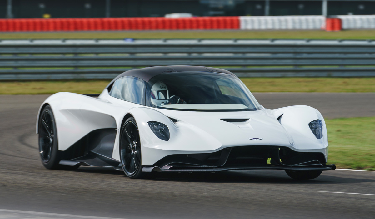 Aston Martin Valkyrie 2020