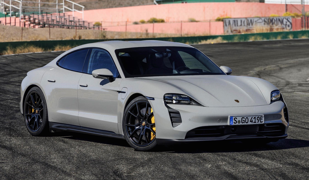 Porsche Taycan: версия GTS, новая прошивка и универсал