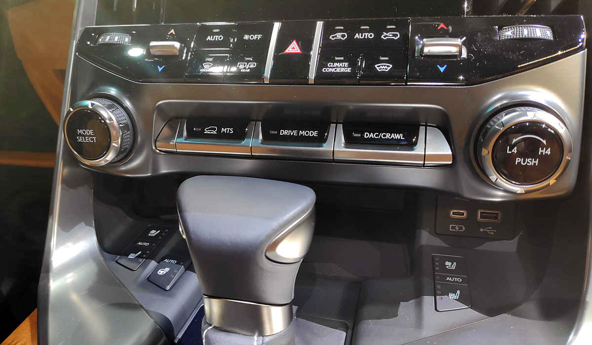 Представлен внедорожник Lexus LX нового поколения 