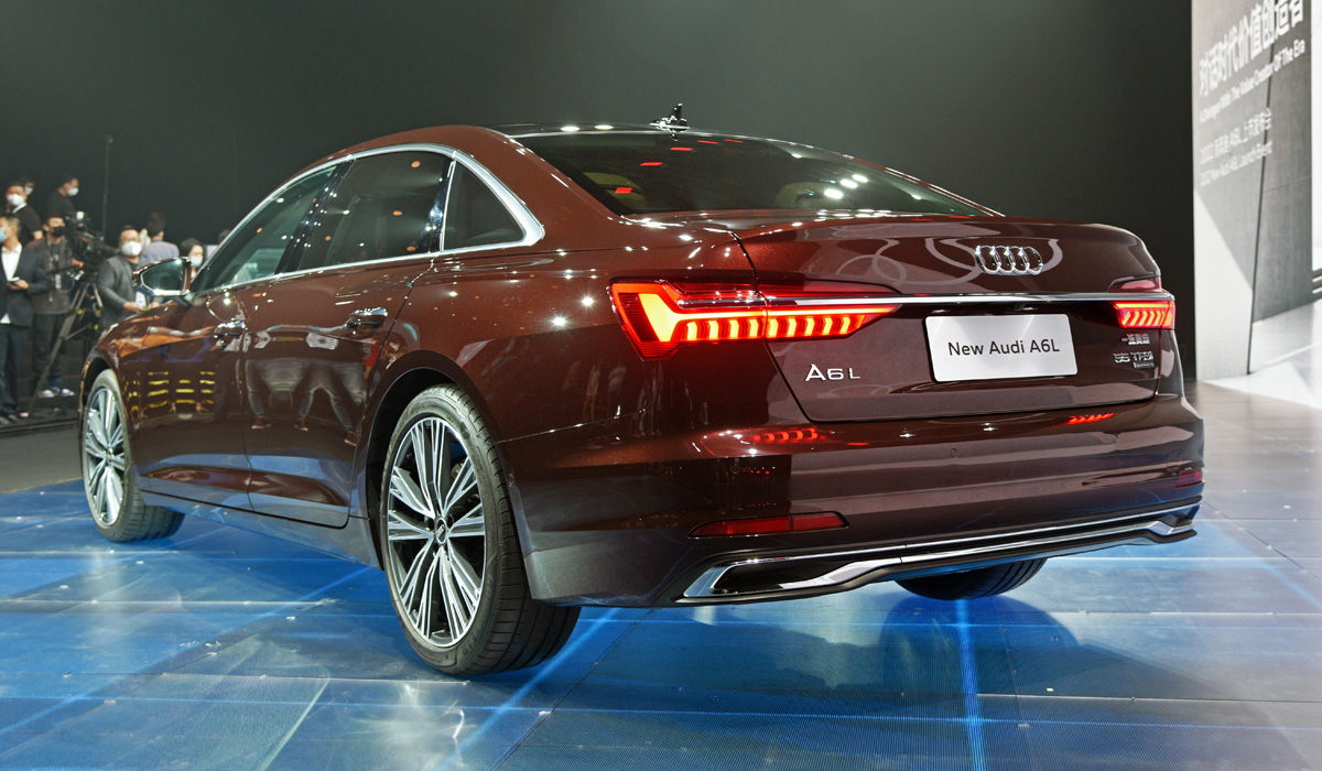 Обновленный седан Audi A6 дебютировал в Поднебесной