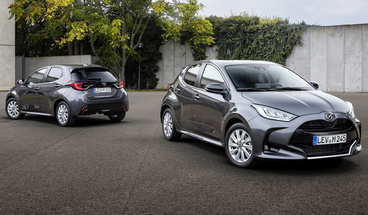 Mazda 2 Hybrid: клон Яриса выходит на европейский рынок