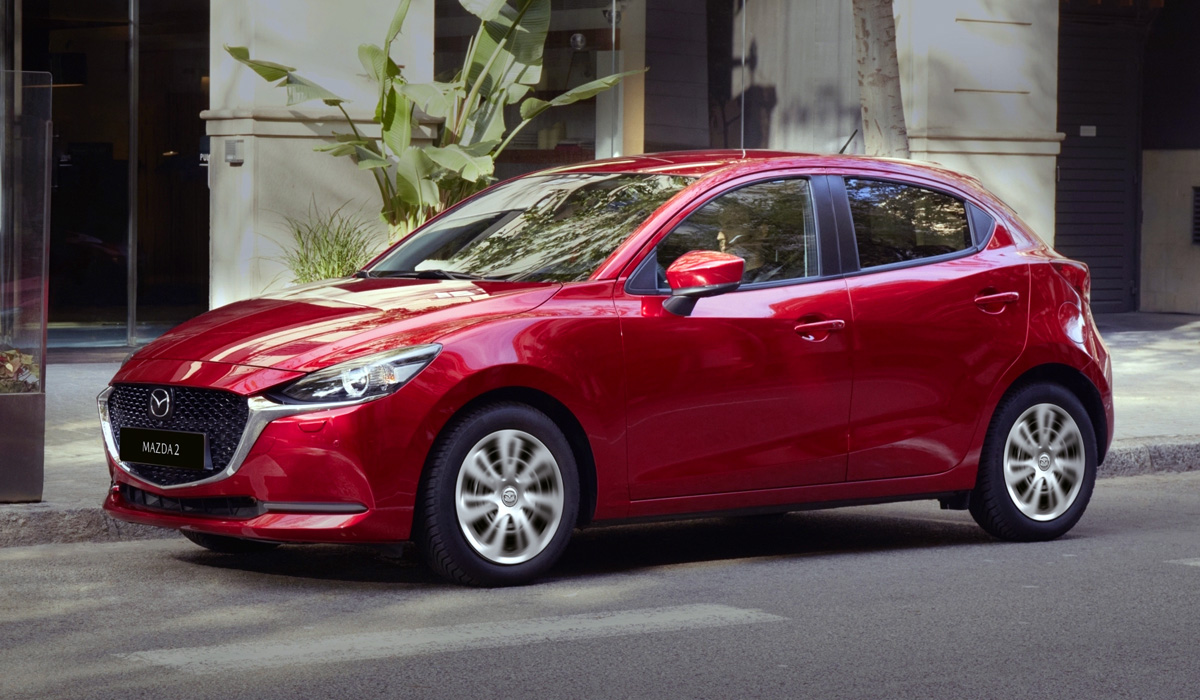 Mazda 2 Hybrid: клон Яриса выходит на европейский рынок