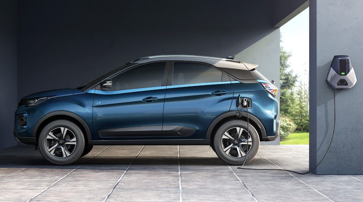 Электромобиль Tata Nexon EV стал мощнее и дальнобойнее — Авторевю