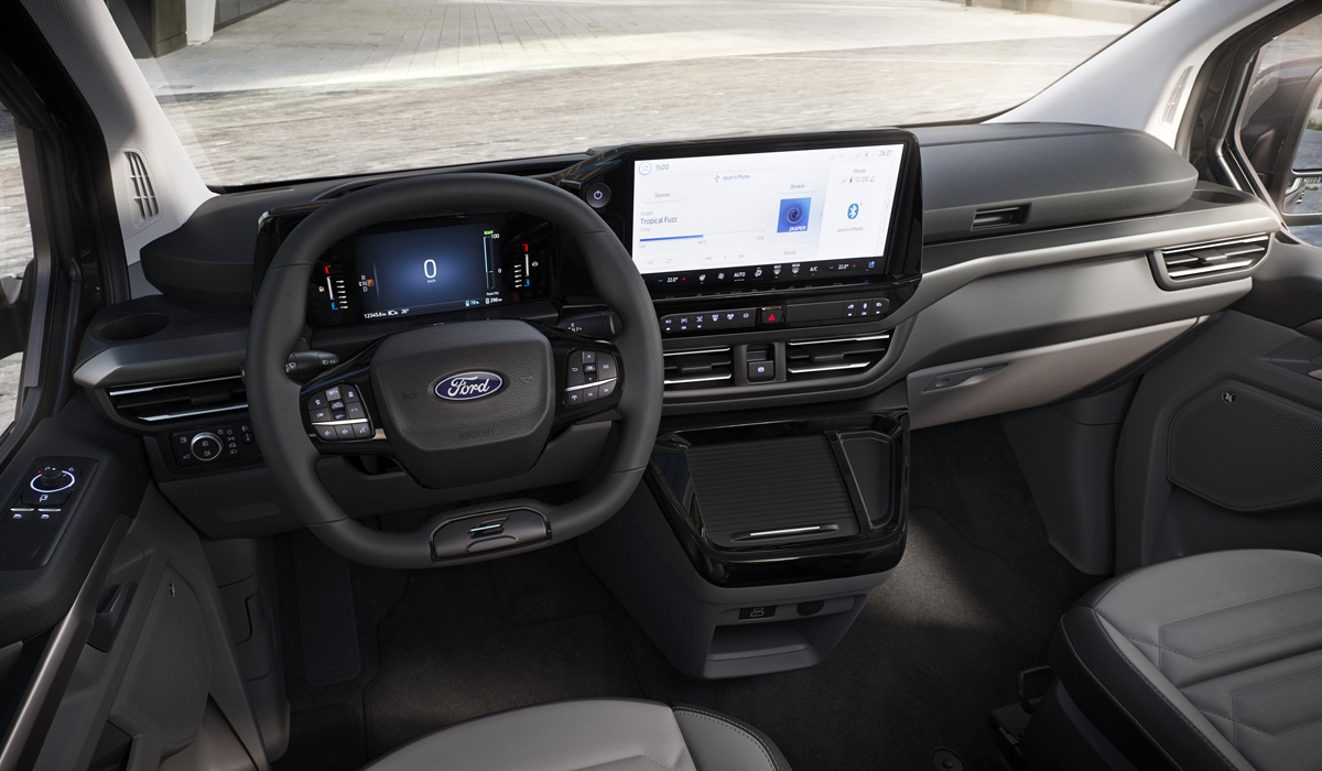 Новый Ford Tourneo Custom частично заменит Galaxy и S-Max