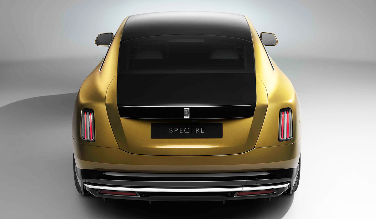 Представлено электрическое купе Rolls-Royce Spectre