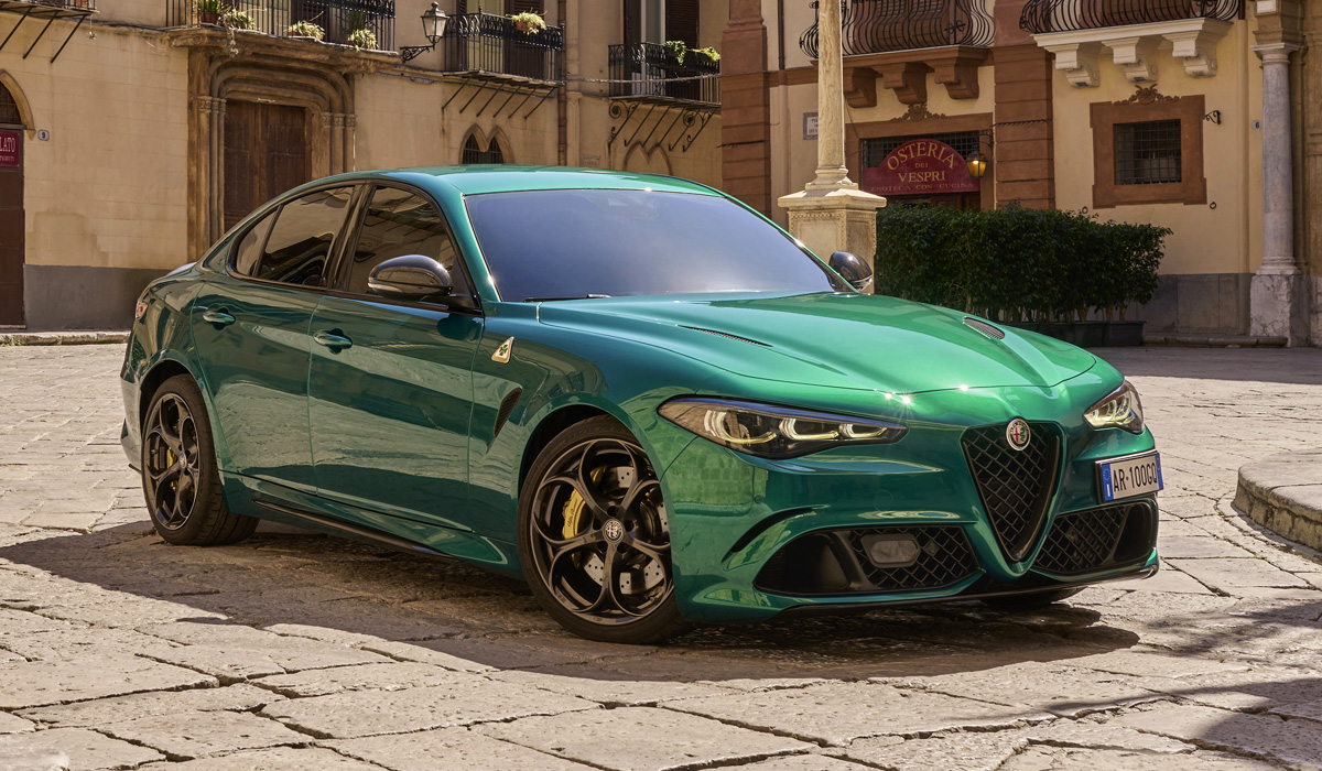 «Заряженные» модели Alfa Romeo обновлены к юбилею