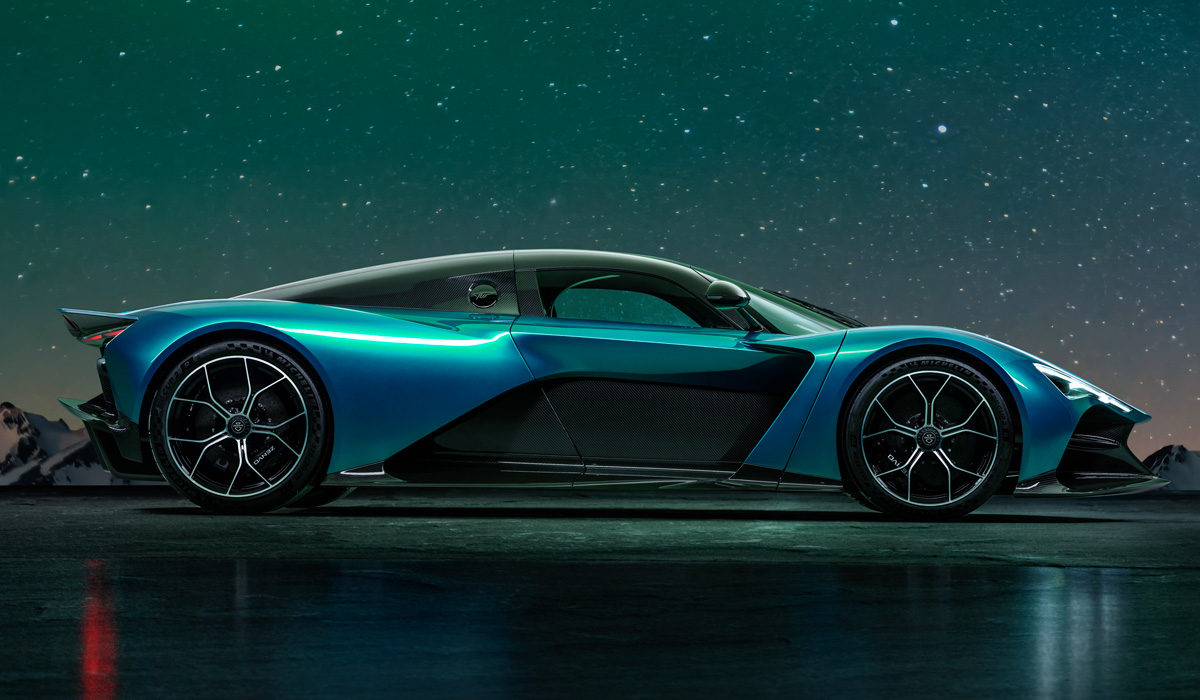 Гиперкар Zenvo Aurora с мотором V12 дебютировал в двух версиях — Авторевю