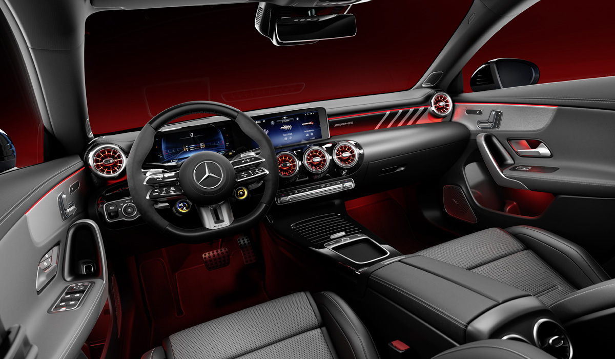 Седан и универсал Mercedes-Benz CLA: рестайлинг и сокращение гаммы