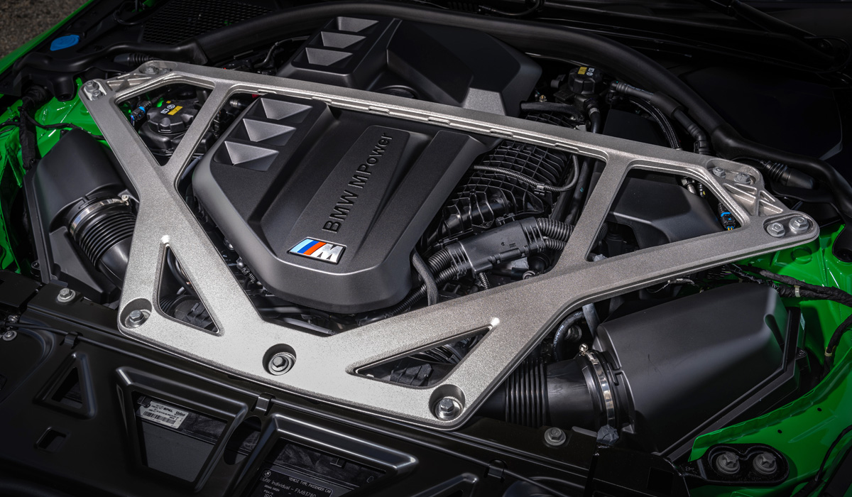 Представлен экстремальный седан BMW M3 CS