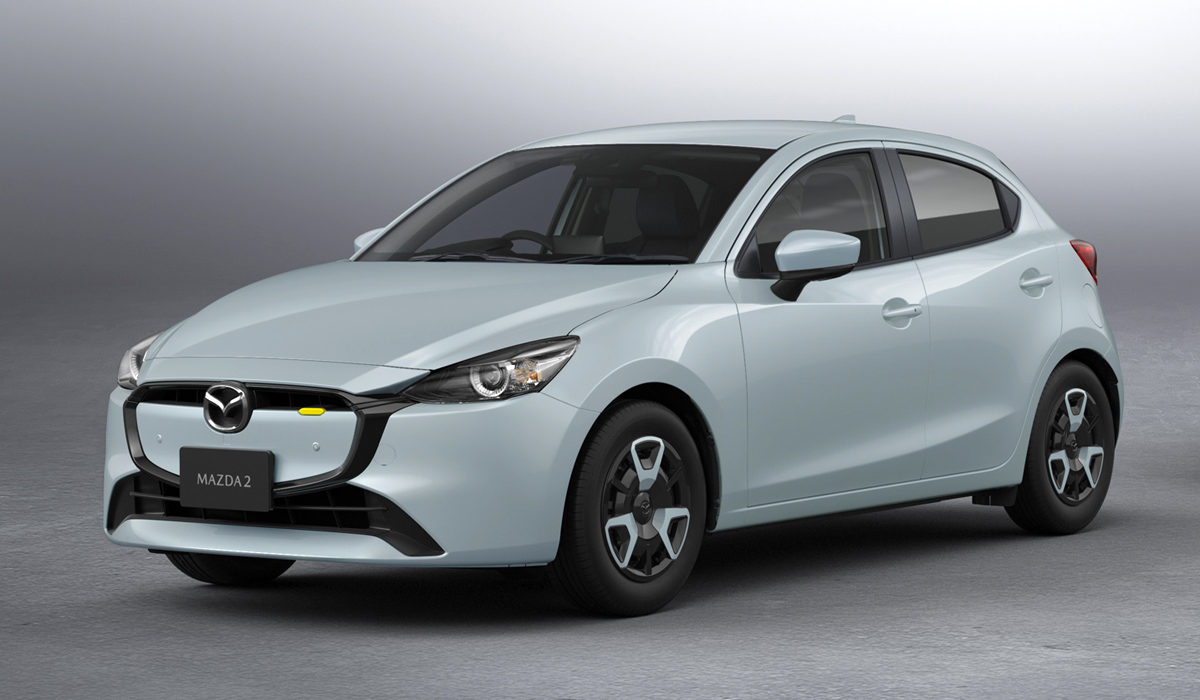 Обновленная Mazda 2: яркость и разнообразие — Авторевю