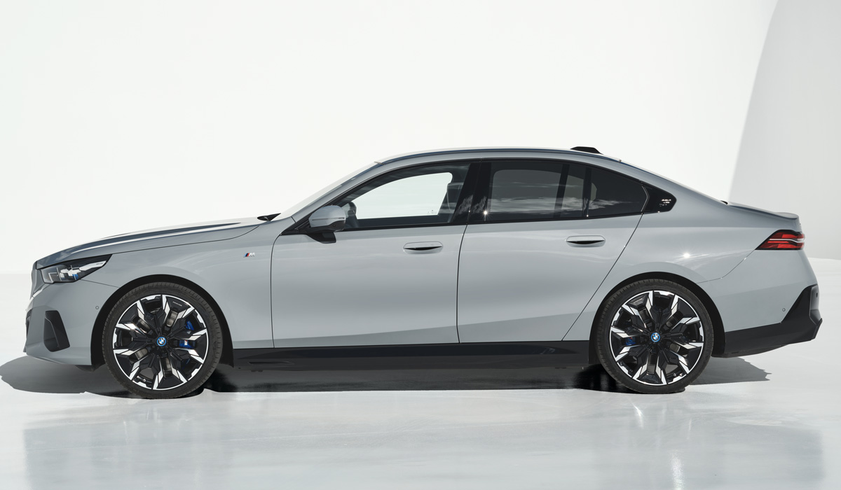 Представлен новый седан BMW пятой серии (включая BMW i5)