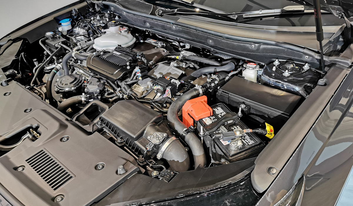 Серийный кроссовер Honda CR-V e:FCEV: водород с подзарядкой