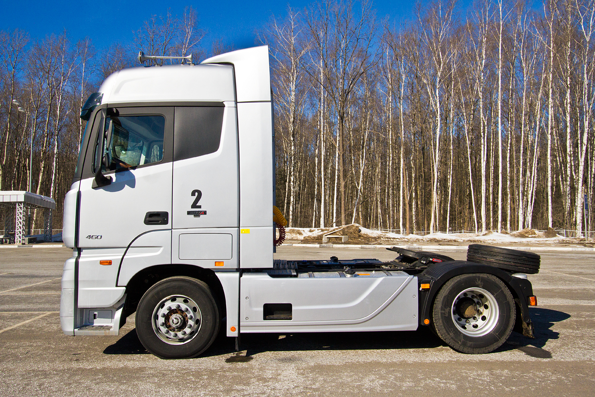 Тягач фотон. Foton bj 4253 Auman. Седельный тягач foton Auman est a 1846 АМТ. Тягач 1846 foton Auman est a h5 4. Фотон Ауман est a h5 тягач технические характеристики.