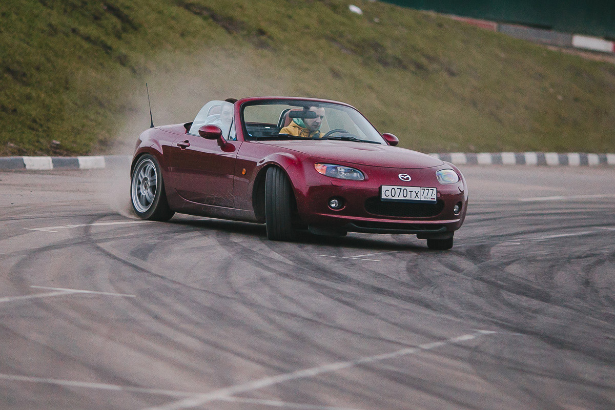 Путешествие в Румынию на родстерах Mazda MX-5. Часть первая: дорога —  Авторевю