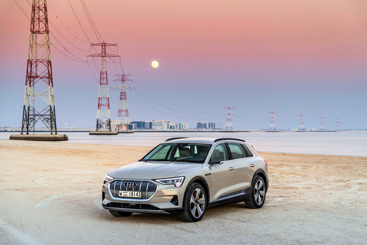 Е-Тролль: первый серийный электромобиль Audi в арабских песках