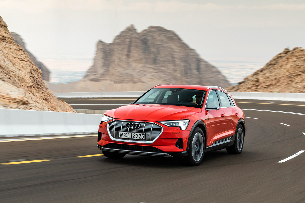 Е-Тролль: первый серийный электромобиль Audi в арабских песках