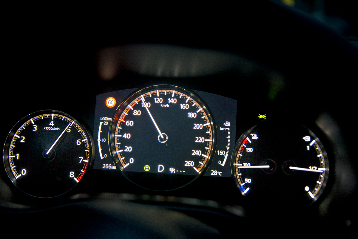 Speedometer 3.0. Led приборная панель Mazda cx9. Мазда 3 2018 приборная панель. Тест приборки Мазда 6 GJ. Мерседес купе 2012 год горит красным на спидометре.