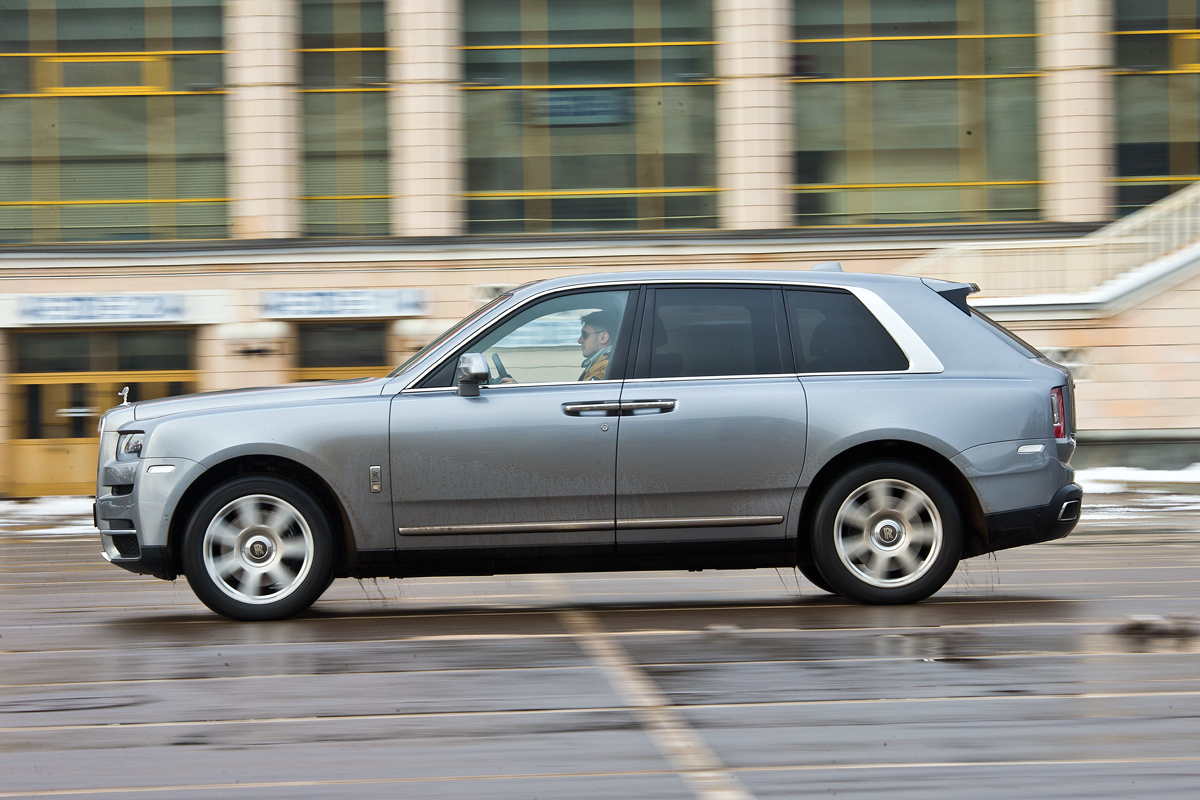 Rolls-Royce Cullinan — Авторевю