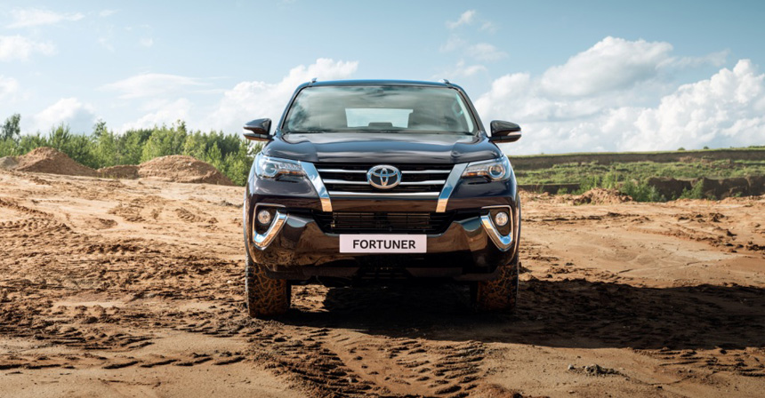 Toyota fortuner в красноярске