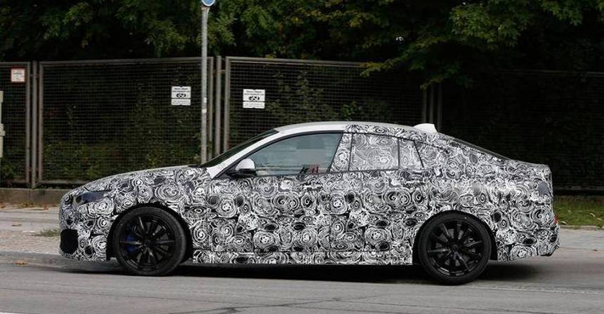 Обновлённый BMW X5 неожиданно провалил «лосиный тест»