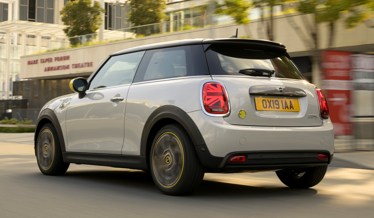 Mini cooper электромобиль
