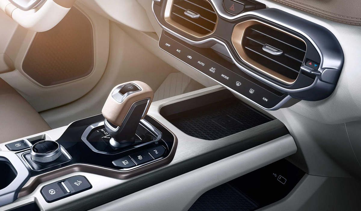 Серийный паркетник Geely Icon полностью рассекречен — Авторевю