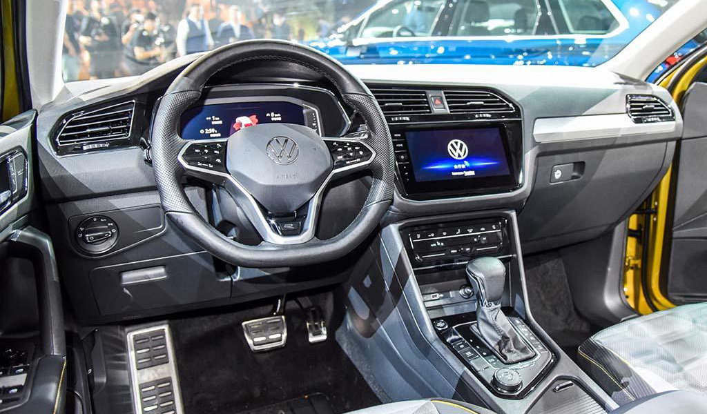 Интерьер Volkswagen Tiguan (2016-2020)