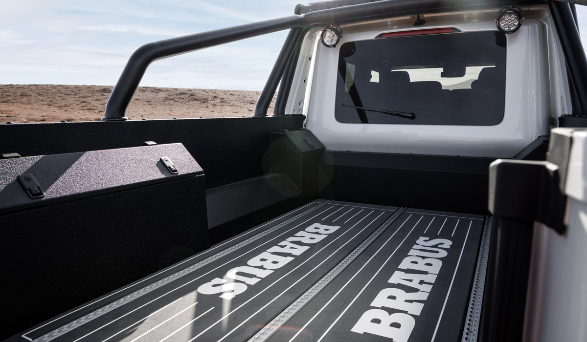 Brabus представил G-класс 6×6 в двух версиях