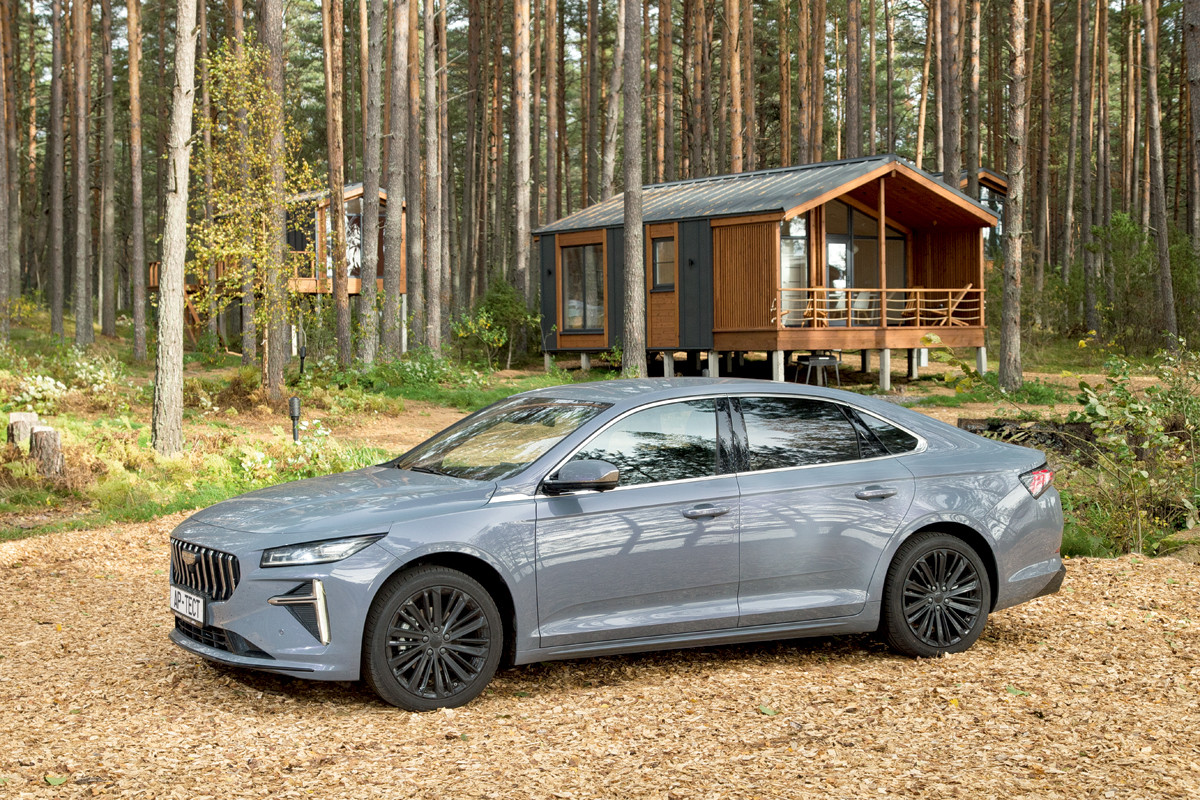 Генетика Volvo ощущается в ездовых повадках: Geely Preface демонстрирует хороший баланс управляемости и комфорта