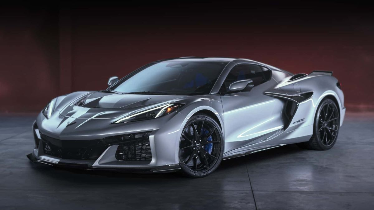 Гибридный Chevrolet Corvette ZR1X: почти 1300 «лошадей»!