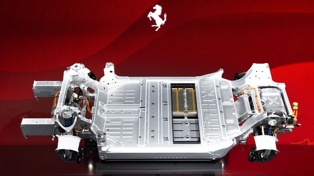 Раскрыты характеристики первого электромобиля Ferrari