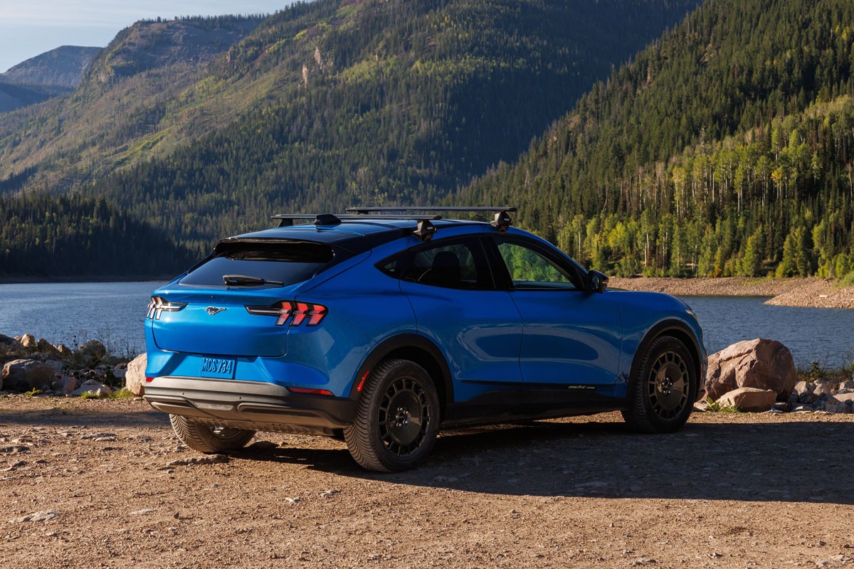 Ford Mustang Mach-E 2027-го модельного года: и снова на грунтовку
